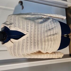 Light weight knit sweater